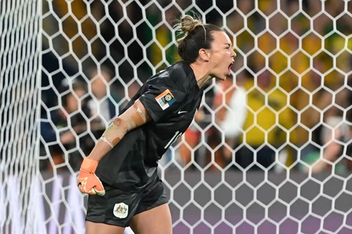 Thắng Pháp trên chấm luân lưu, Australia lần đầu vào bán kết World Cup nữ